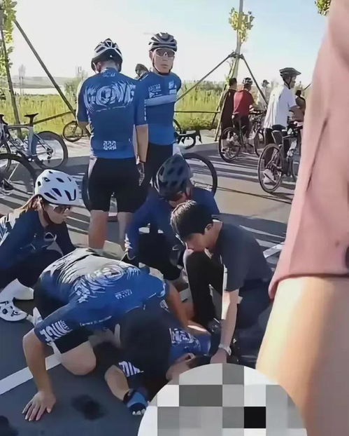 儿子身亡，母亲却遭背铐——悲剧背后的真相与思考